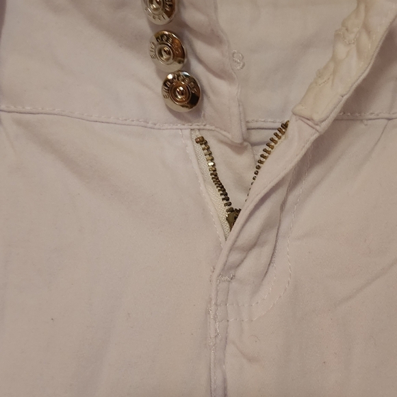 Elle Jeans, Size 5 White Jeans. - Picture 4 of 7
